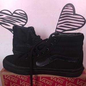 Black Vans